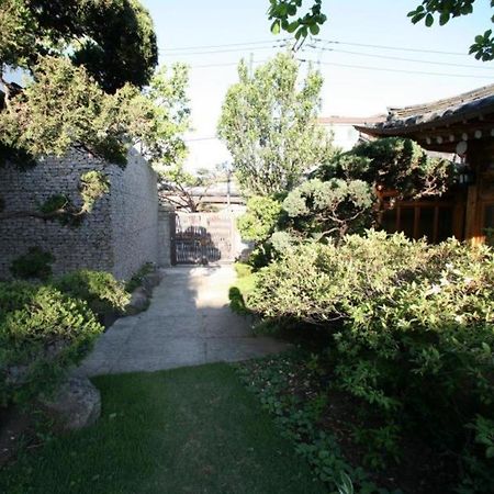 Bonum 1957 Hanok And Boutique Seoul Exterior foto