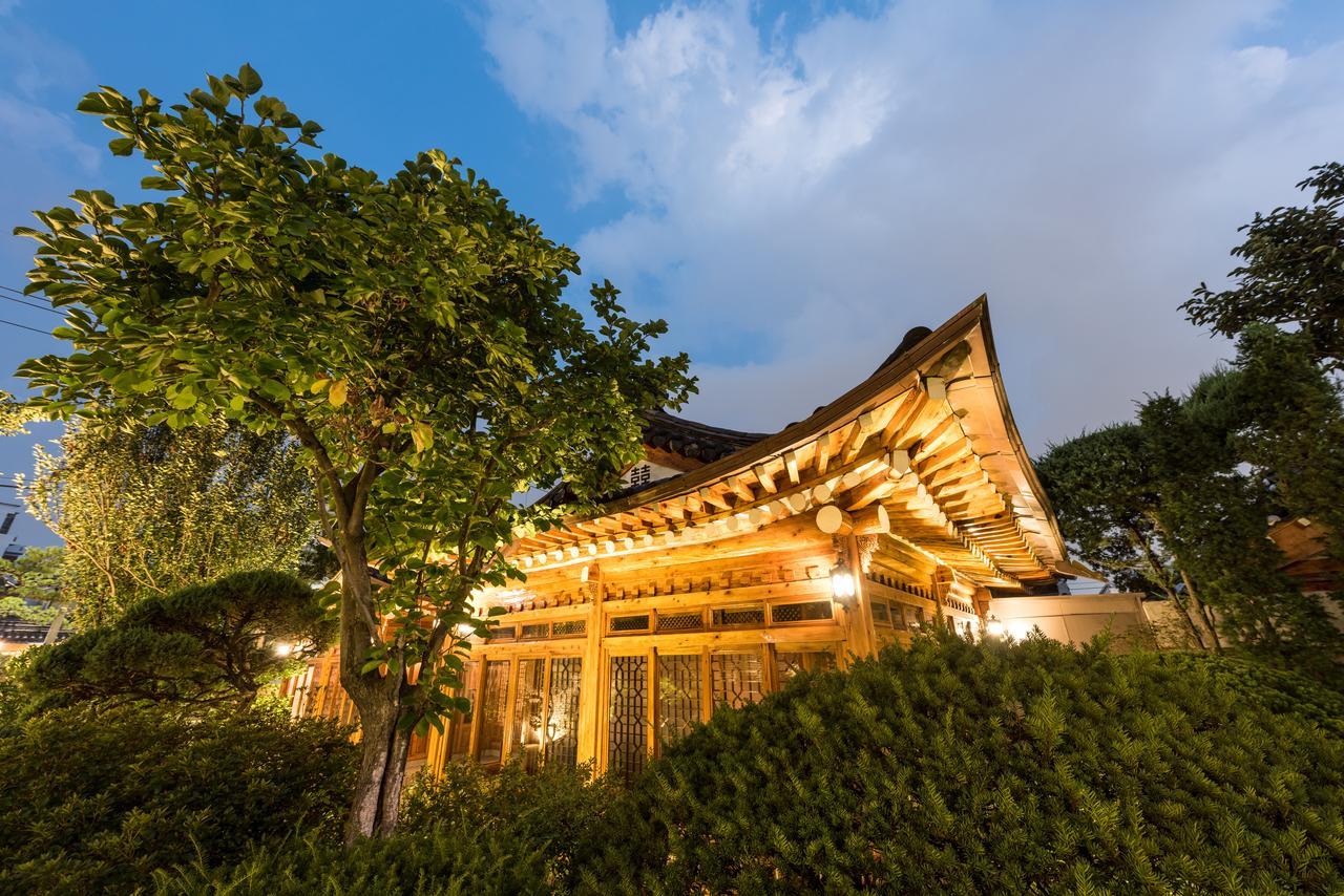 Bonum 1957 Hanok And Boutique Seoul Exterior foto